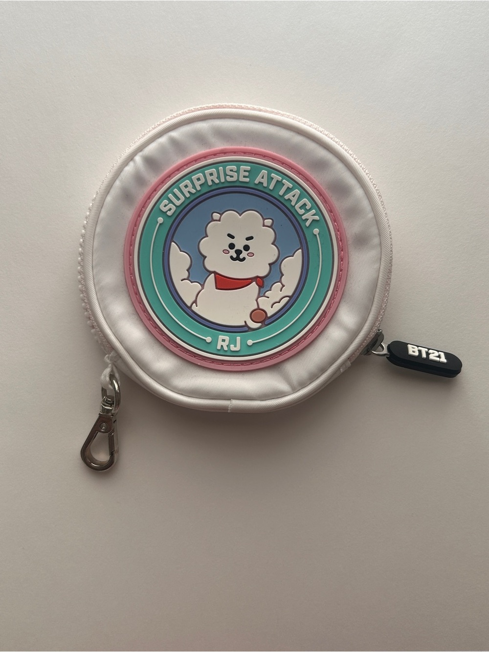 BT21 RJ Round Coin Pouch in White & Pink